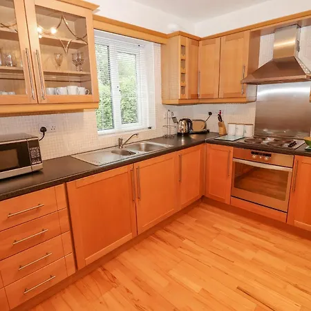 No 4 Lansdowne Village Kenmare