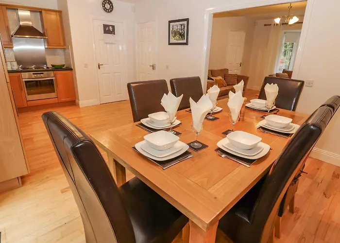 No 4 Lansdowne Village Hébergement de vacances